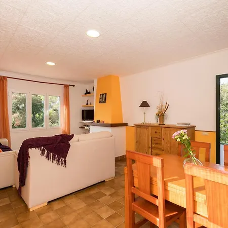 Cerca De Cala Mitjana Apartment