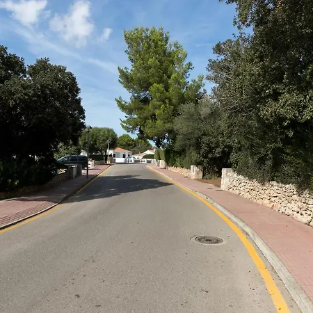 Cerca De Cala Mitjana