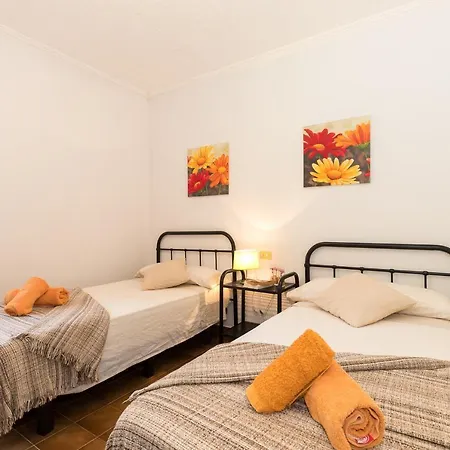 Cerca De Cala Mitjana Apartment
