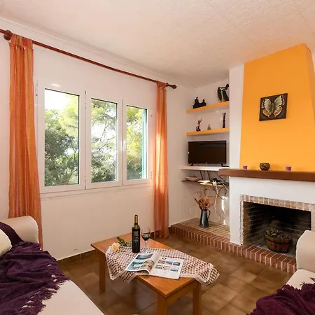 Cerca De Cala Mitjana Apartment
